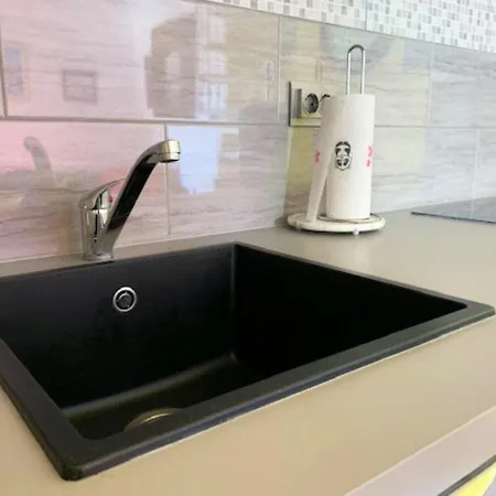 Climatisee Avec Parking, Avec Piscine, Cap D'agde - Fr-1-607-62 Willa *