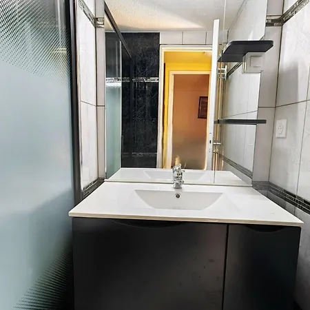 Willa Climatisee Avec Parking, Avec Piscine, Cap D'agde - Fr-1-607-62